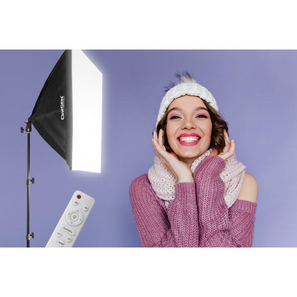 Lampa Softbox 50x50 LED 150W/300W na statywie